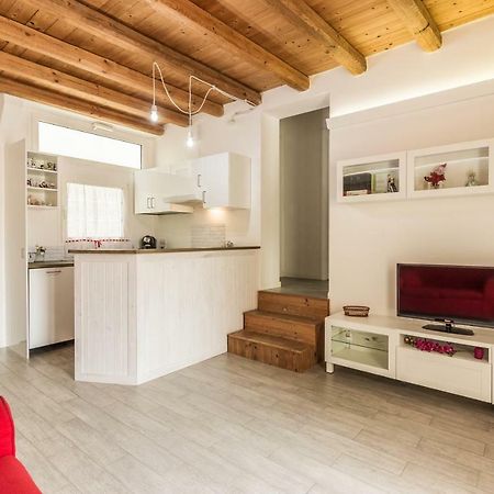 Sant'Andrea Apartment Молфета Екстериор снимка